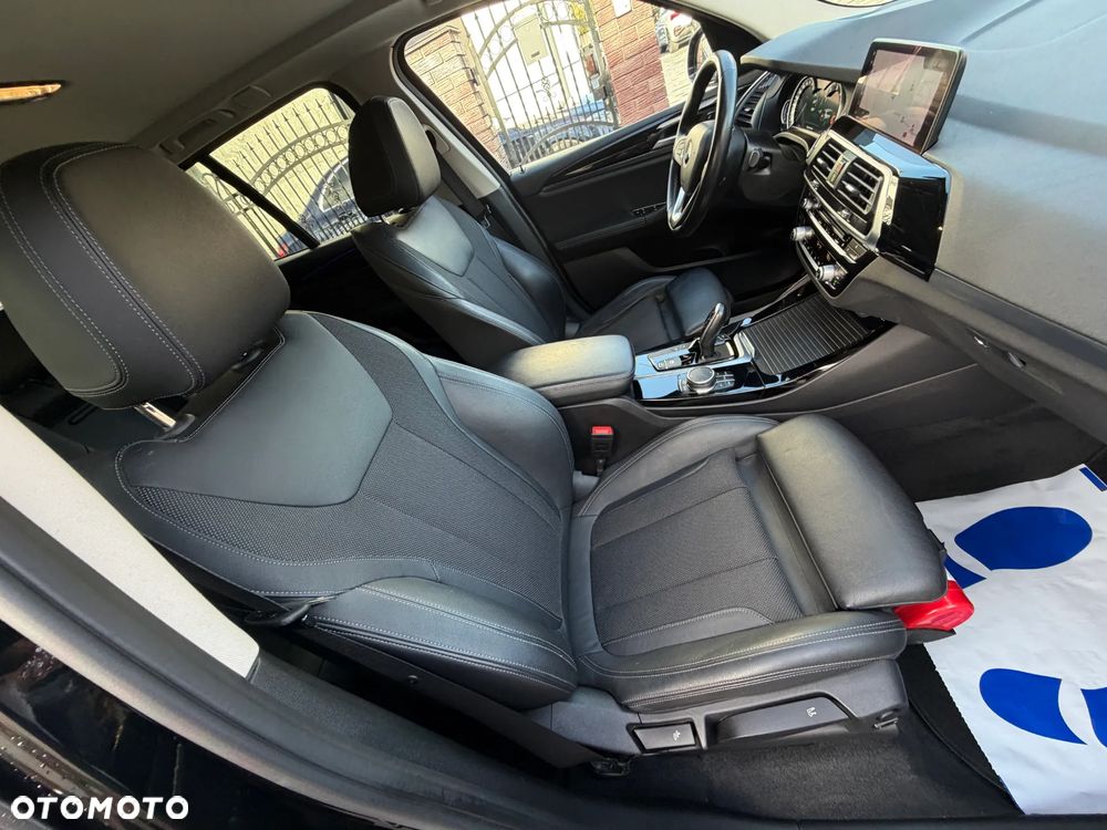 BMW X3 xDrive20i GPF xLine - 12
