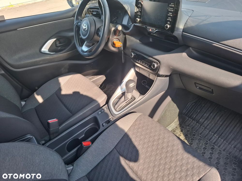 Toyota Yaris 1.5 Dynamic CVT - 5