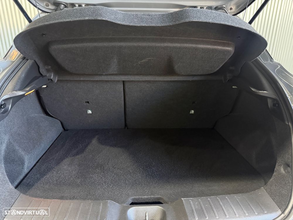 Nissan Juke 1.0 DIG-T N-Connecta NAV. DCT - 36