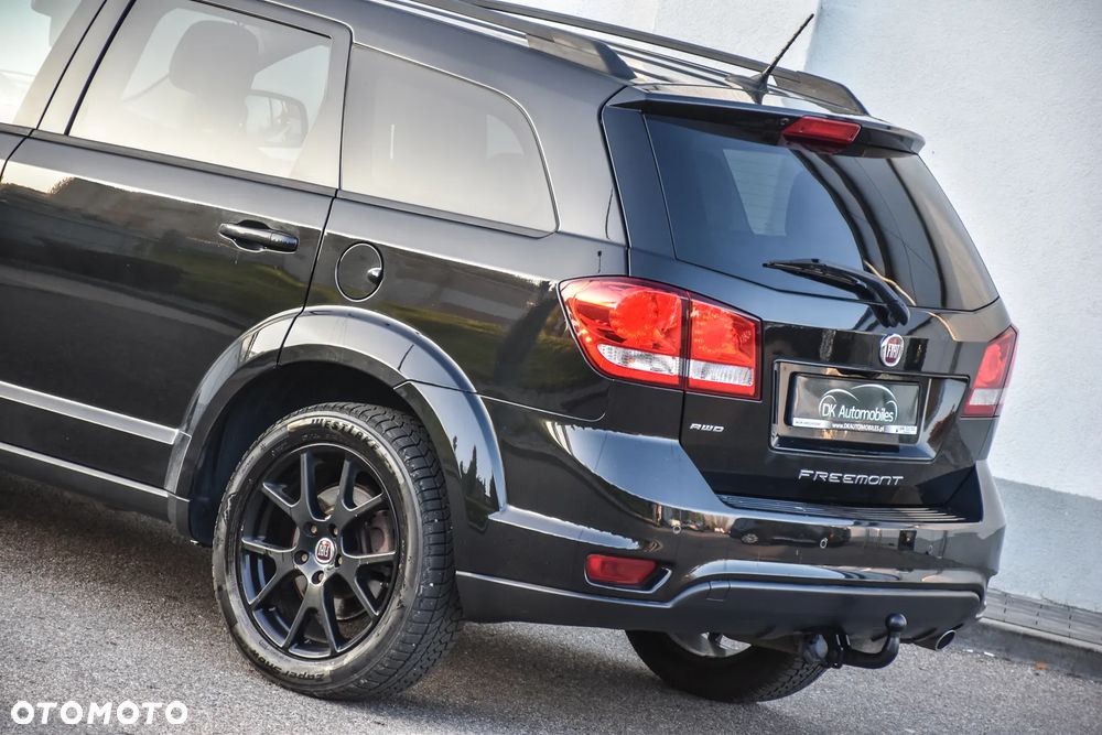 Fiat Freemont 2.0 Multijet Black Code AWD - 11