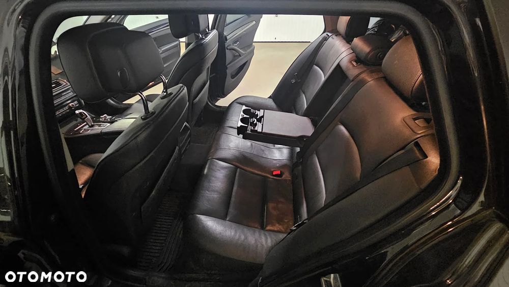 BMW Seria 5 520d - 5