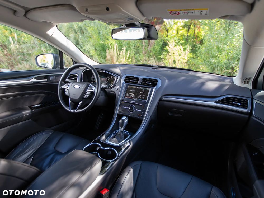 Ford Mondeo Turnier 2.0 TDCi Bi-Turbo PowerShift-Aut Titanium - 24