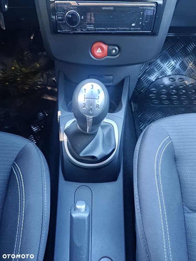 Renault Clio 1.2 16V 75 Dynamique - 9