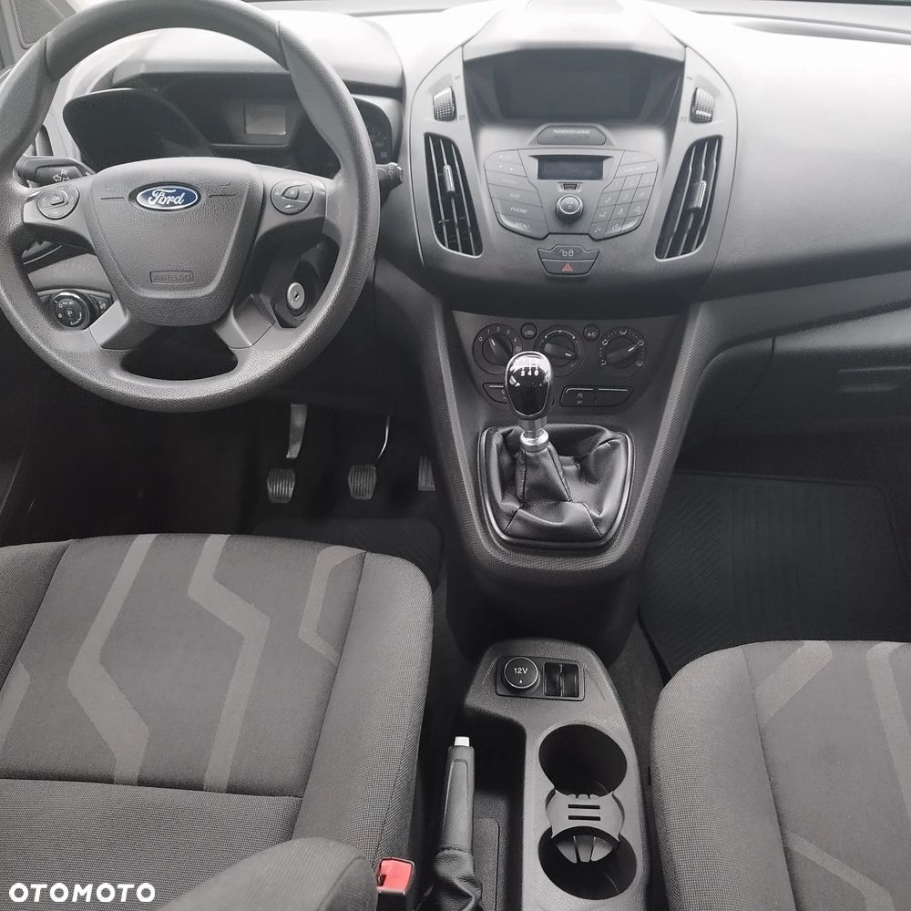 Ford Tourneo Connect - 10
