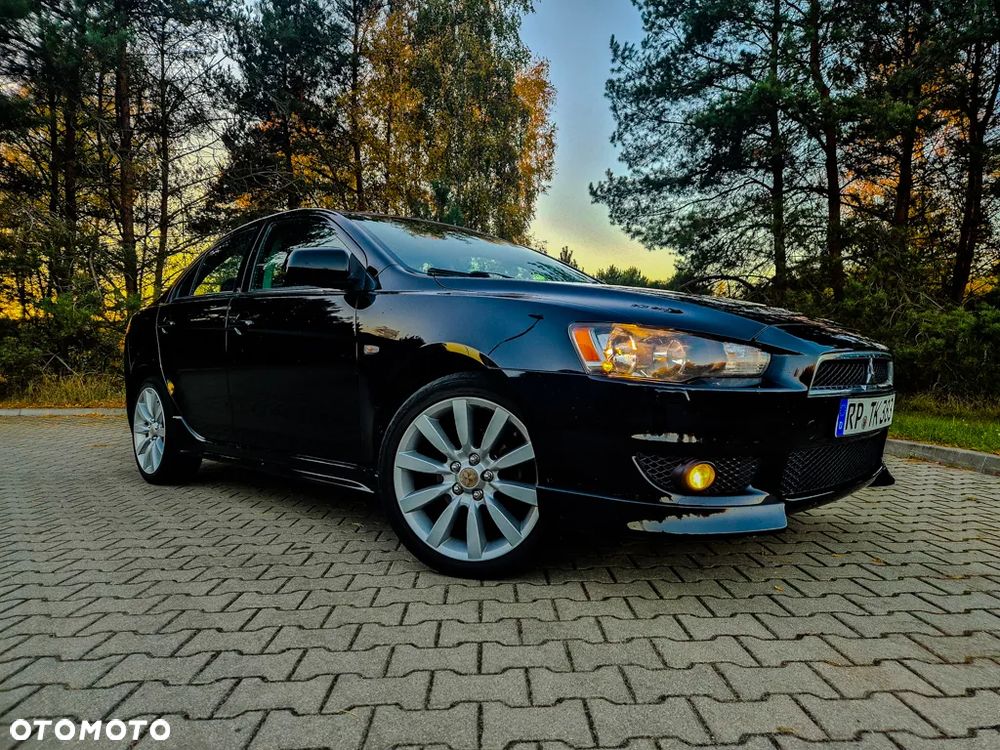 Mitsubishi Lancer - 6