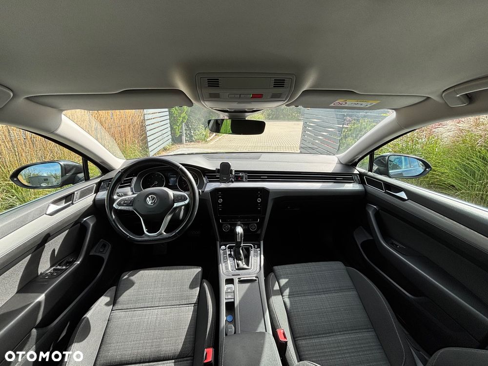 Volkswagen Passat 2.0 TSI Business DSG - 10