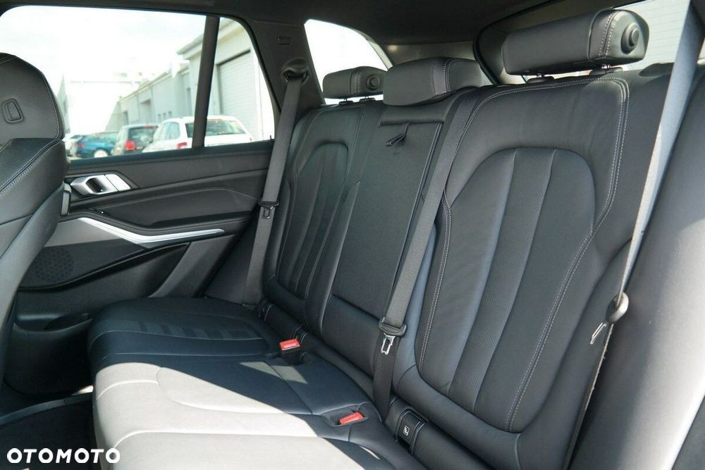 BMW X5 - 16