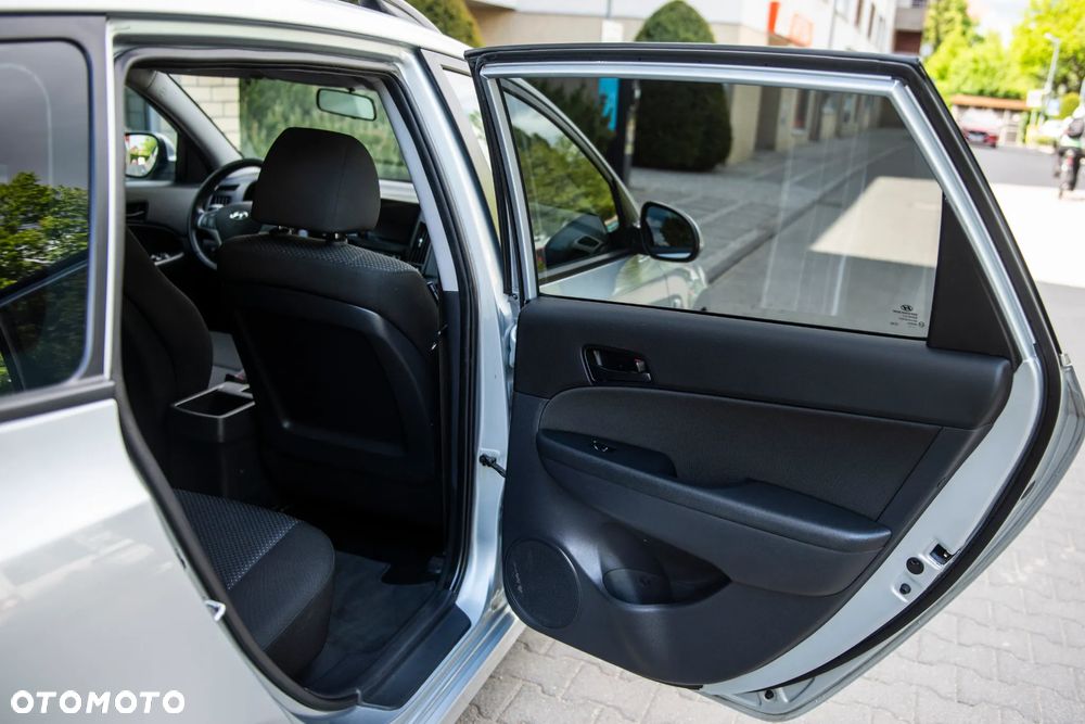 Hyundai i30 1.6 CRDi Premium - 13