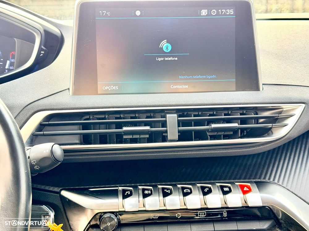 Peugeot 3008 1.2 PureTech Active - 28