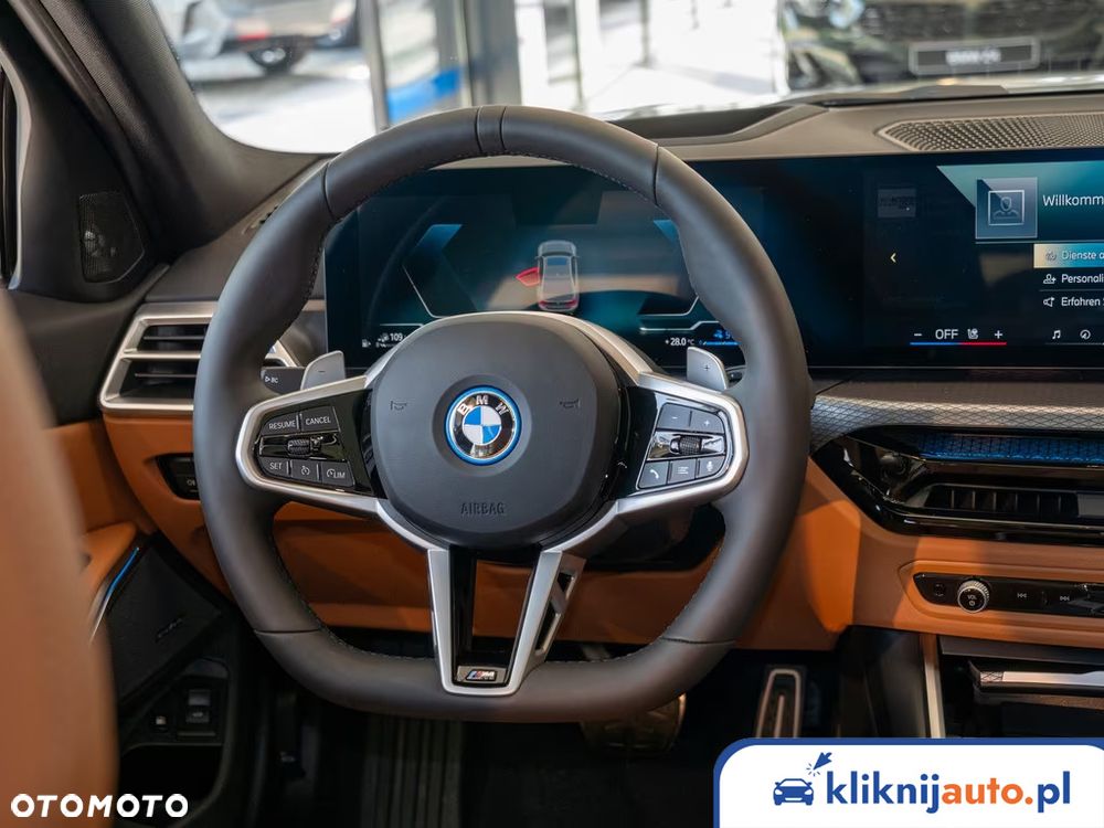 BMW Seria 3 320i M Sport - 6