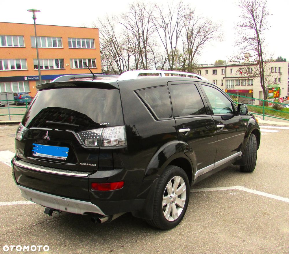 Mitsubishi Outlander 2.2 DID Instyle - 4