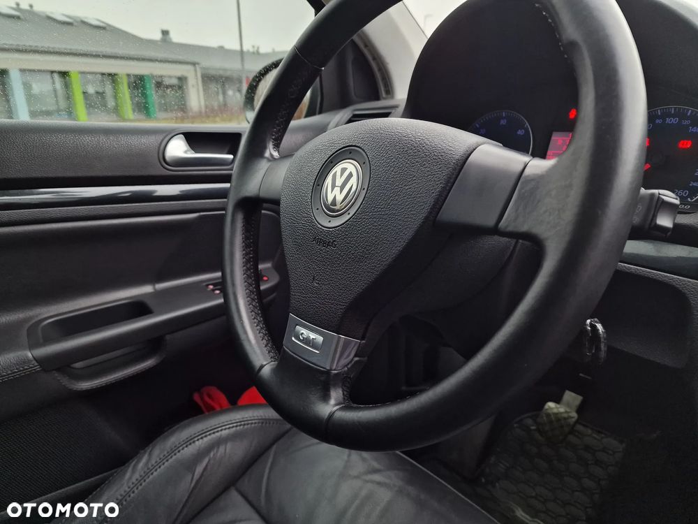 Volkswagen Golf 2.0 TDI DPF GT Sport - 22
