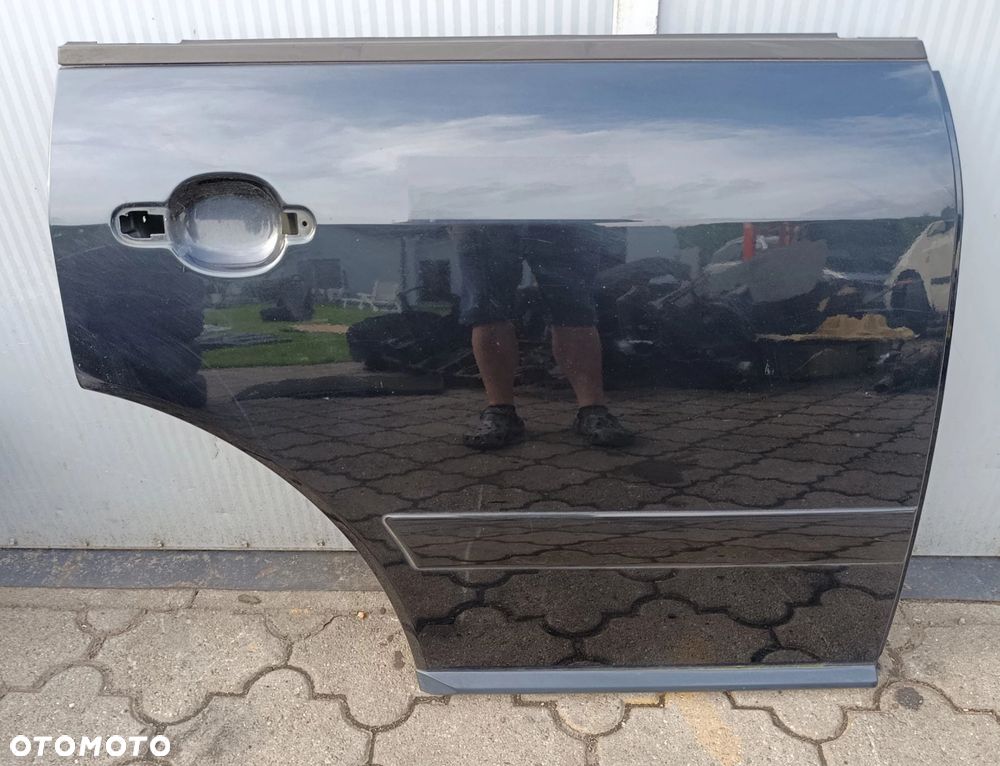 Audi A2 drzwi tylne tył lewe prawe kolor: LZ9W stan bdb bez malowania - 1