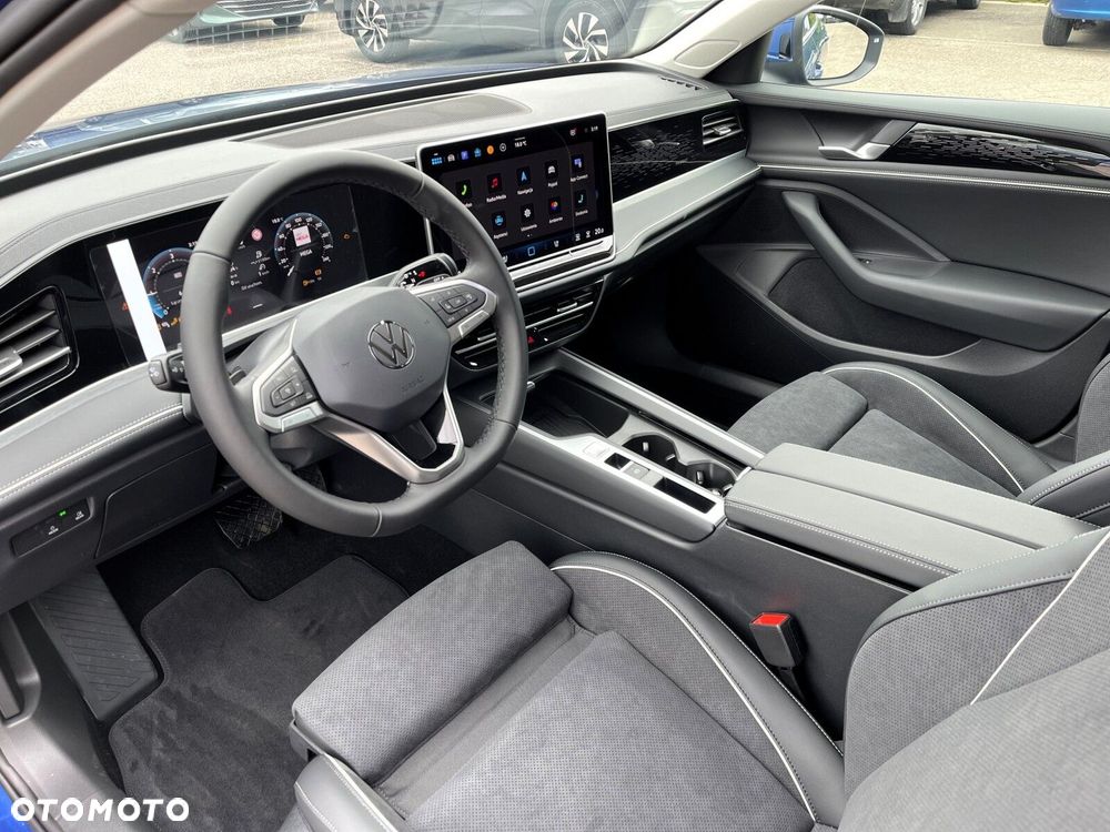 Volkswagen Passat Variant 2.0 TDI SCR 4Mot Business Plus DSG - 10