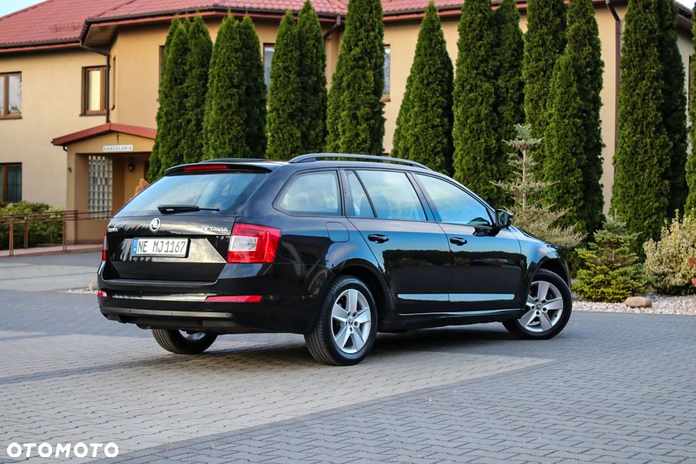 Skoda Octavia Combi 2.0 TDI Ambition - 8