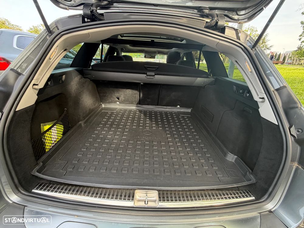 Mercedes-Benz E 220 d 4Matic All-Terrain 9G-TRONIC Avantgarde - 41