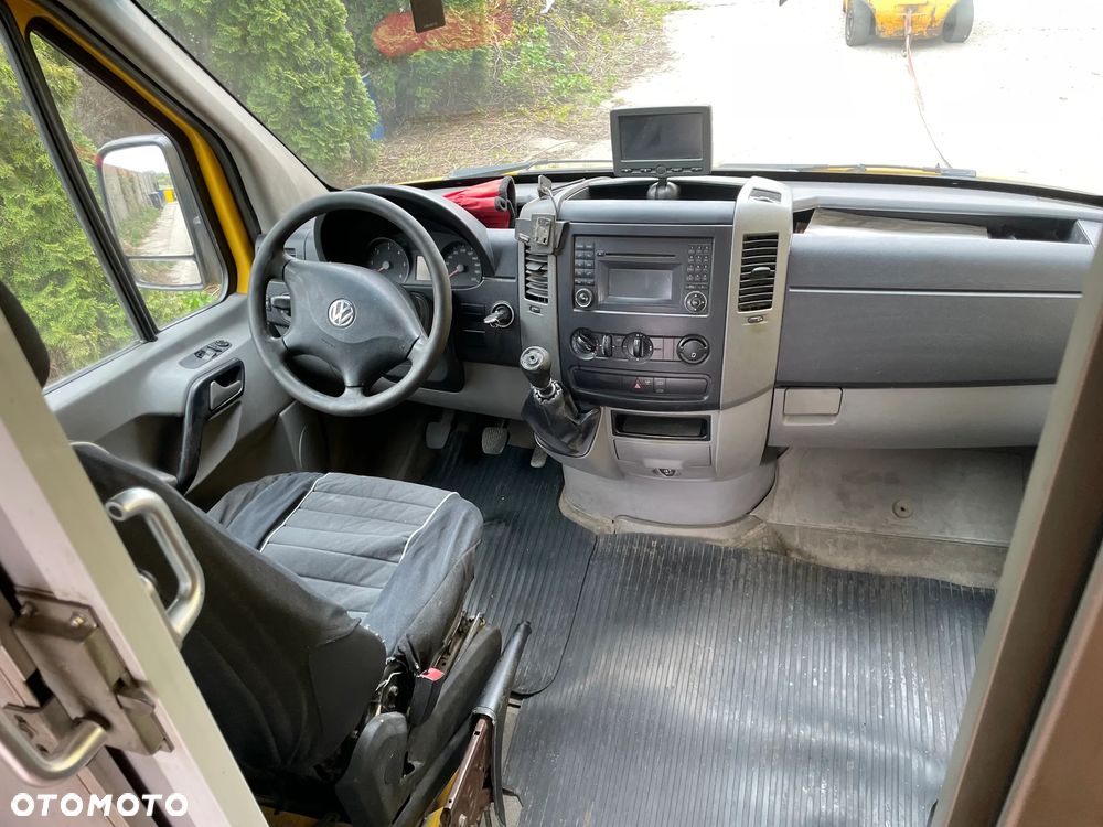 Volkswagen Crafter - 11