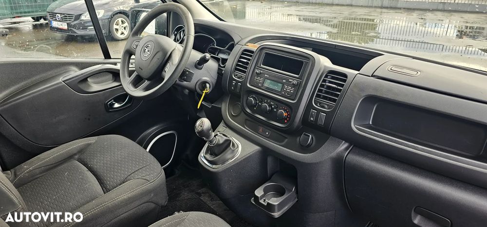 Opel Vivaro - 5