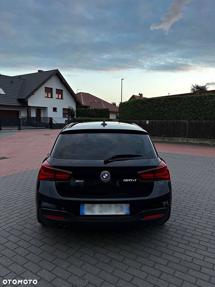 BMW Seria 1 120d xDrive Edition M Sport Shadow - 26