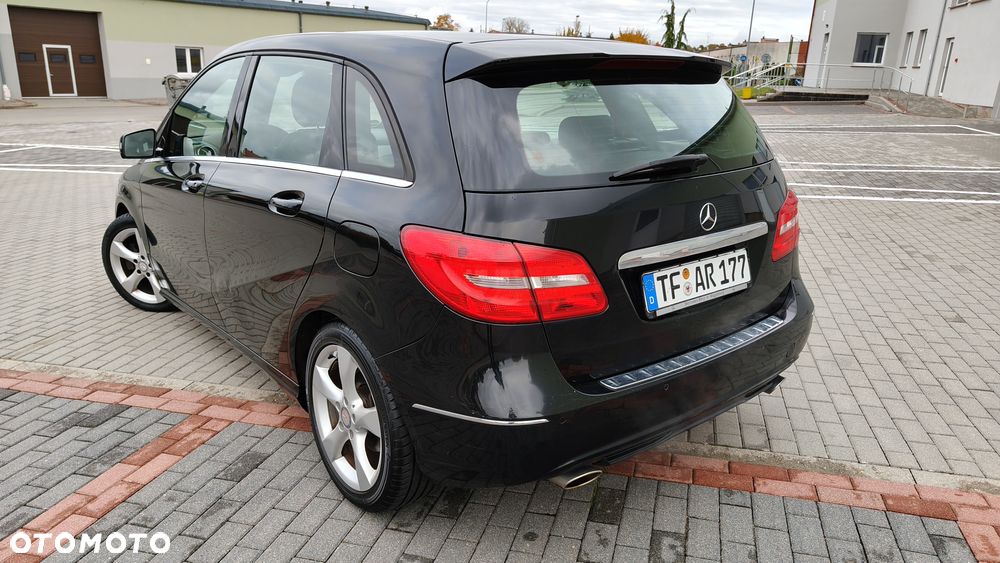 Mercedes-Benz Klasa B 200 Edition - 13