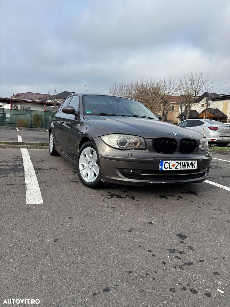 BMW Seria 1 118i - 1