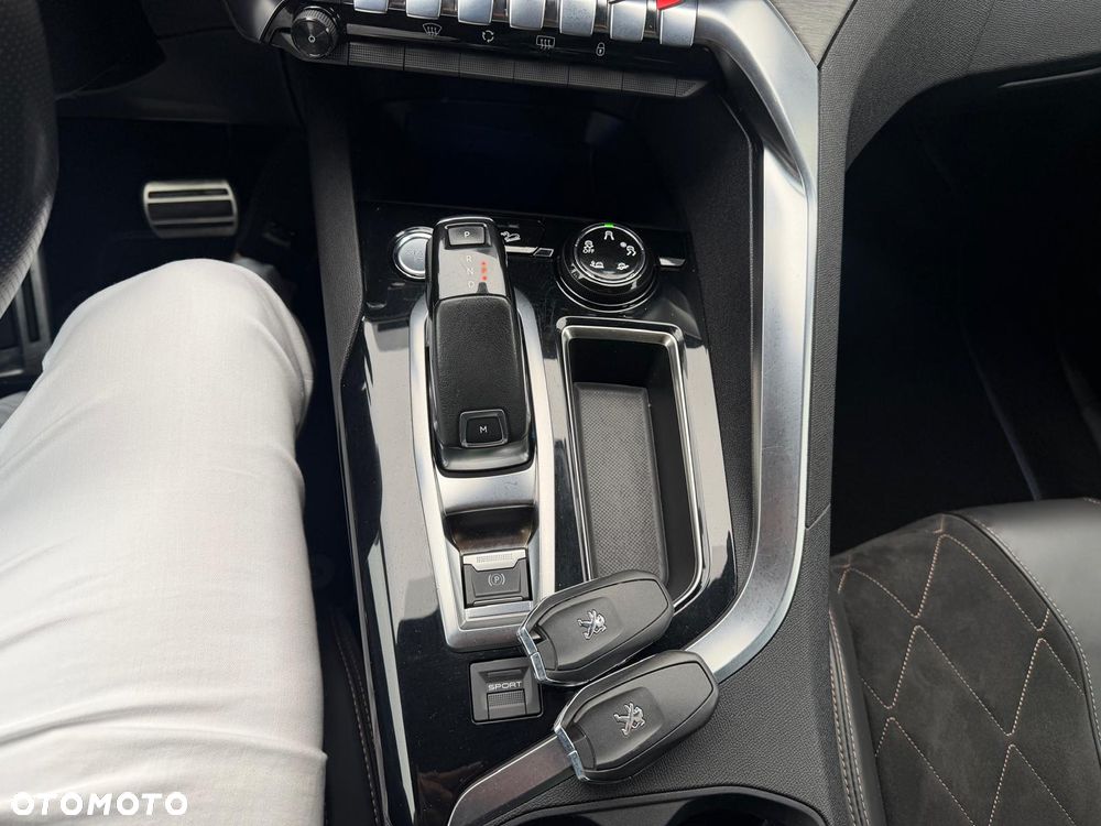 Peugeot 3008 BlueHDi 180 Stop & Start EAT6 GT - 22