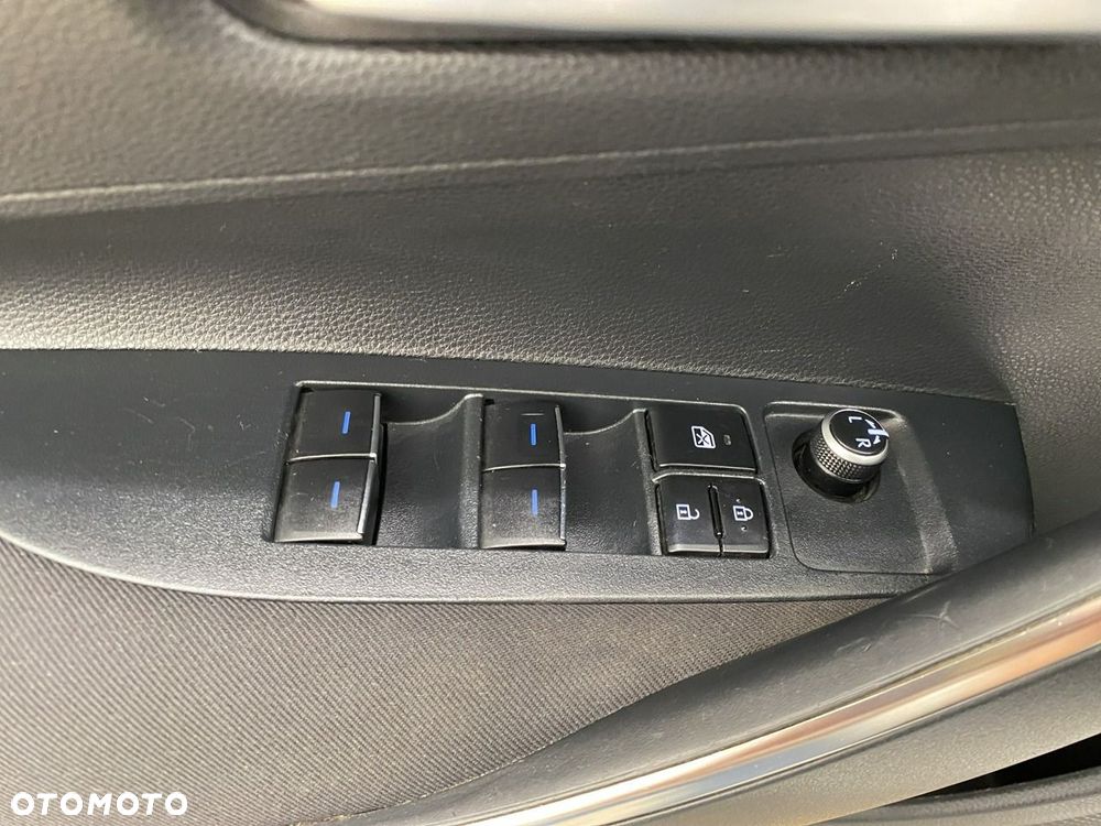 Toyota Corolla - 20