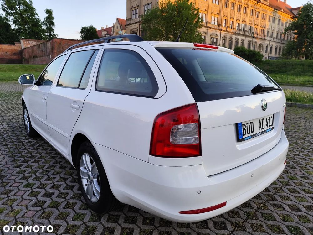 Skoda Octavia 1.4 TSI IMPULS EDITION - 6