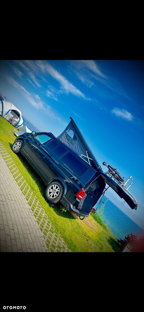 Volkswagen Caravelle - 1