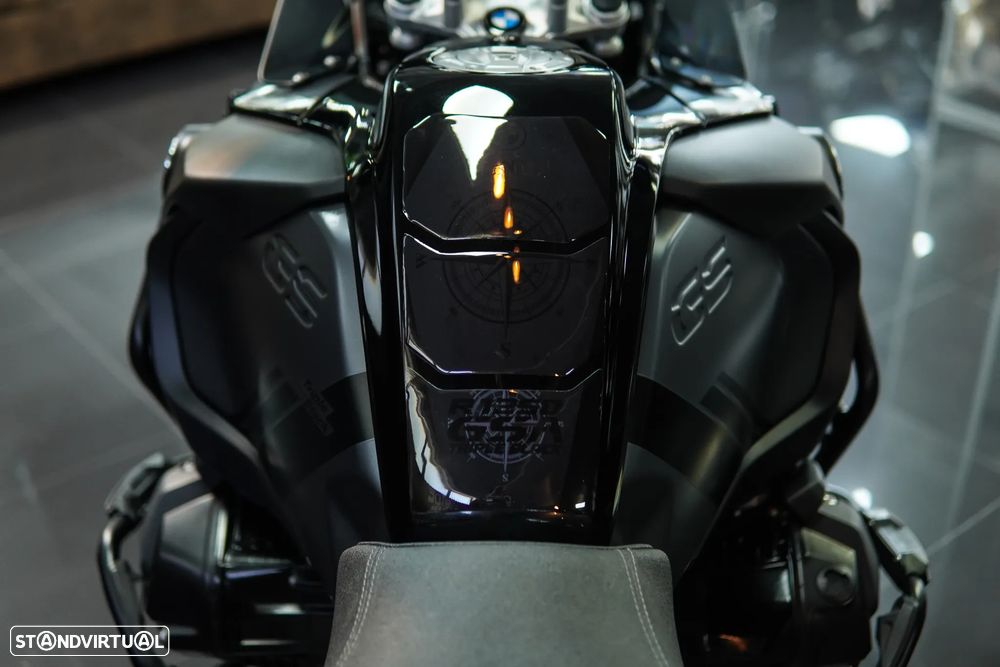 BMW R 1250 GS Adventure TRIPLE BLACK 4 Packs - 26