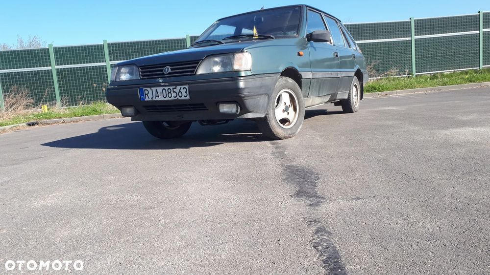 Polonez Caro - 3