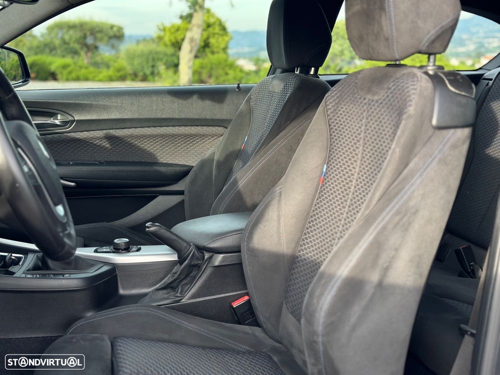 BMW 116 d Pack M - 21