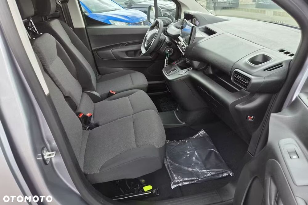 Peugeot Partner Van XL L2H1 EAT8 1.5 130KM - 14