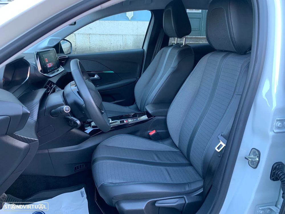 Peugeot e-208 50 kWh Allure Pack - 20