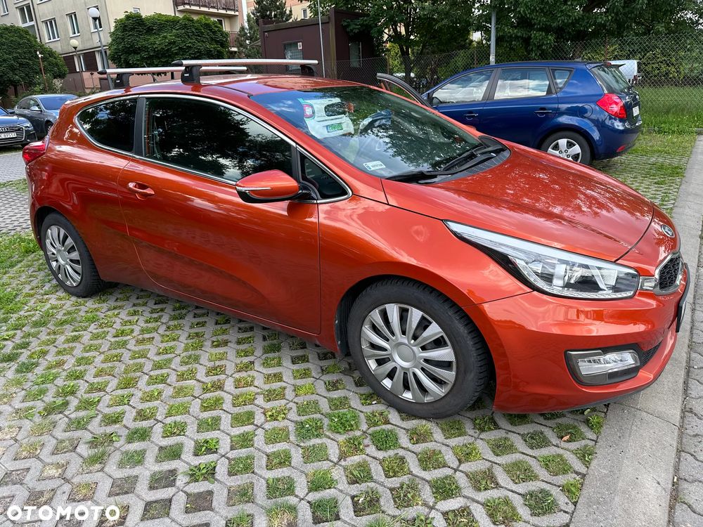 Kia ProCeed Pro_cee'd 1.4 L - 3