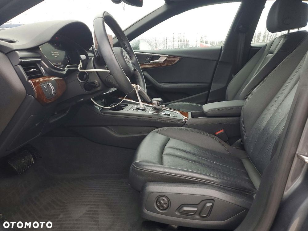 Audi A5 Limousine - 8