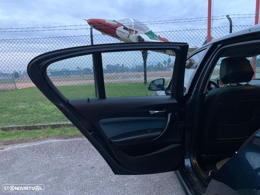 BMW 118 d Pack M - 35