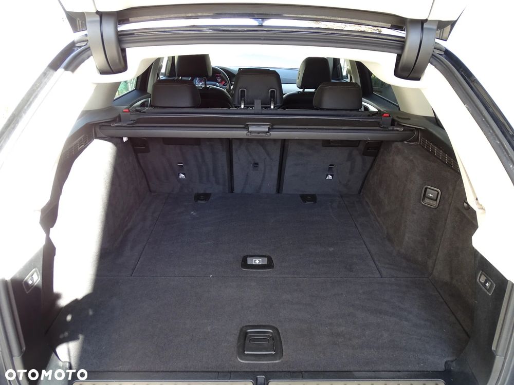 BMW Seria 5 520d - 36