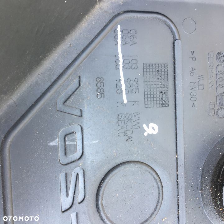 OSŁONA SILNIKA SEAT LEON I 1.8 06A103925L - 2