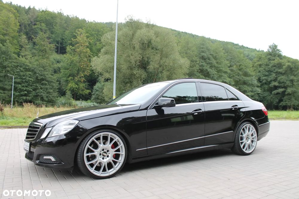 Mercedes-Benz Klasa E 500 4Matic Automatik Avantgarde - 1