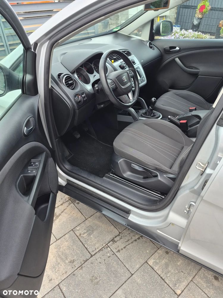 Seat Altea XL 1.6 TDI DPF CR Ecomotive Reference Copa - 12