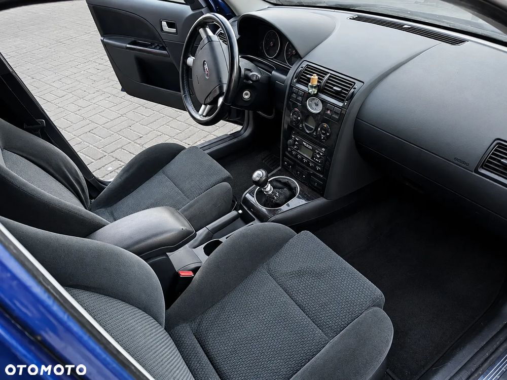 Ford Mondeo 2.0 TDCI Ghia - 5