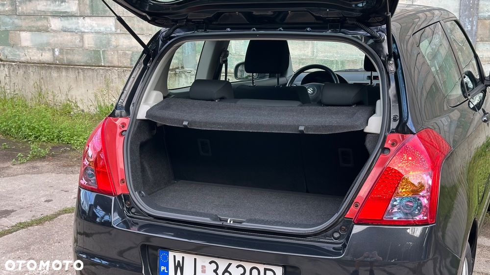 Suzuki Swift 1.5 Black Sport Edition - 31