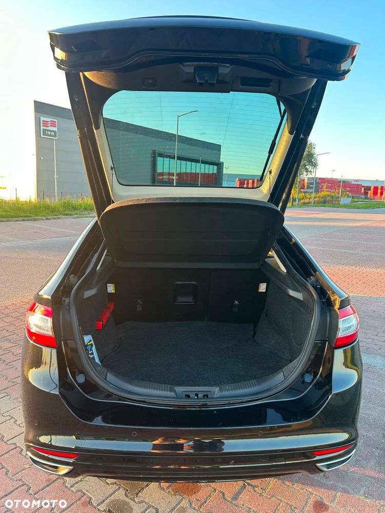 Ford Mondeo 2.0 TDCi Titanium - 30