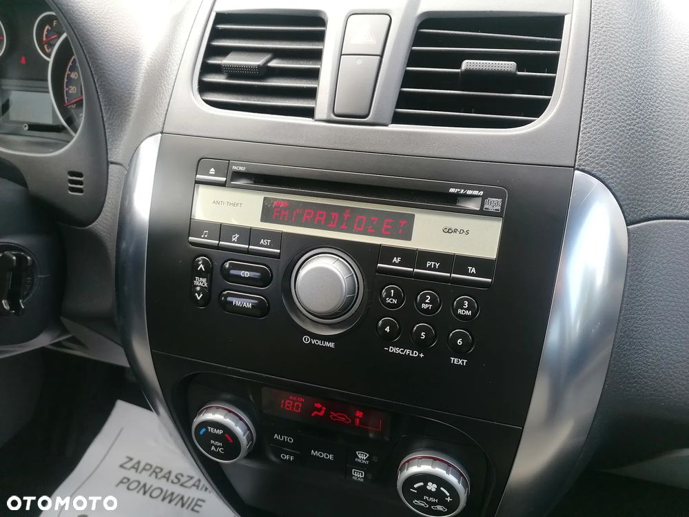 Suzuki SX4 1.6 VVT 4x4 Comfort - 18