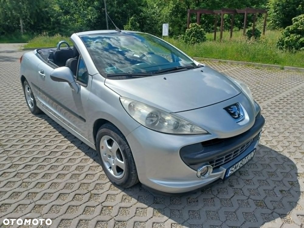 Peugeot 207 CC 120 VTi Active - 12