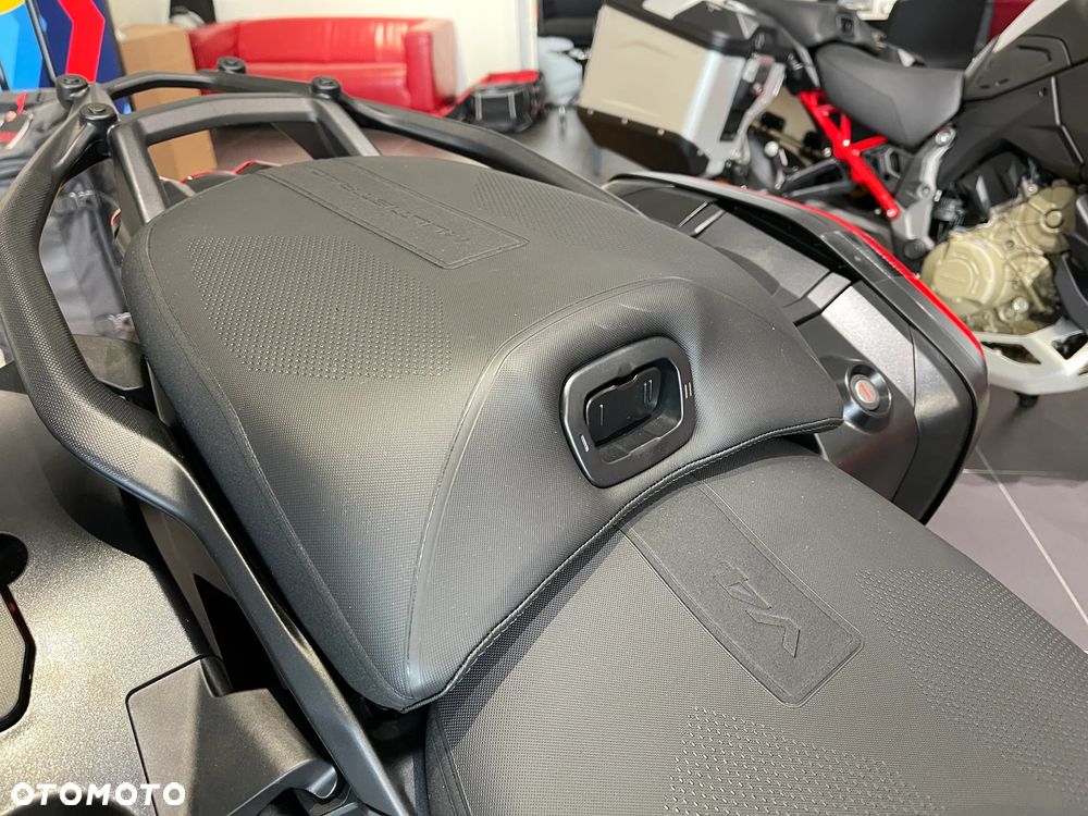 Ducati Multistrada - 16