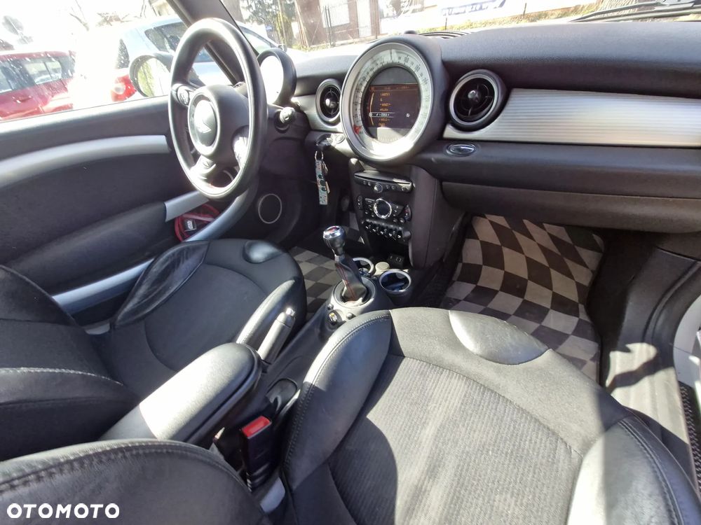 MINI Cooper Standard - 7
