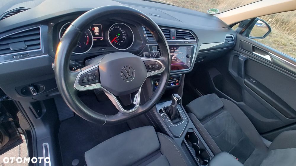 Volkswagen Tiguan 2.0 TDI SCR DSG Elegance - 24