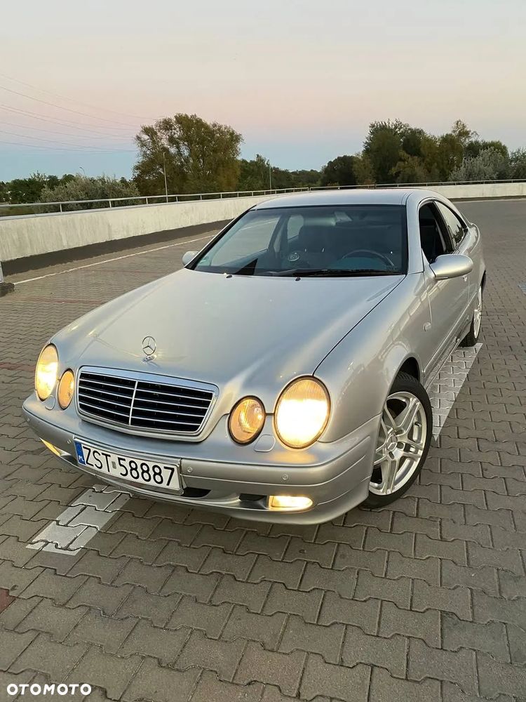 Mercedes-Benz CLK - 1